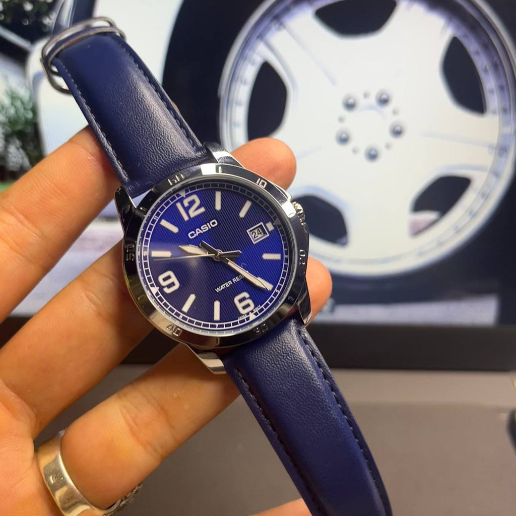 Casio – bleu en acier inoxydable